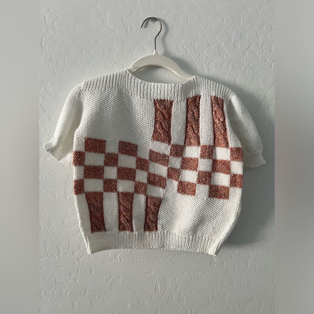 Handmade! White and clay short sleeved sweater